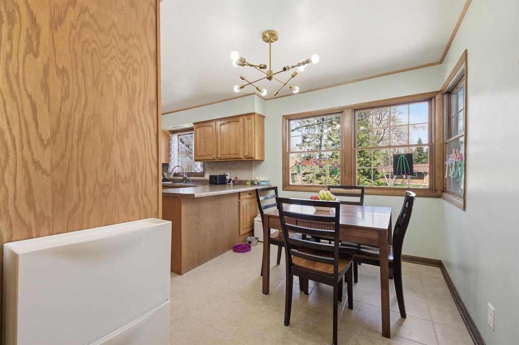 Photo of 810 W Laird STREET, Marshfield, WI 54449 (MLS # 22601691)