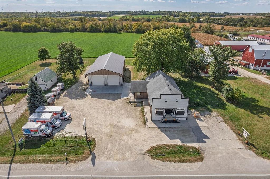 Photo of 6421 W US Highway 14 ROAD, Janesville, WI 53548 (MLS # 2010380)