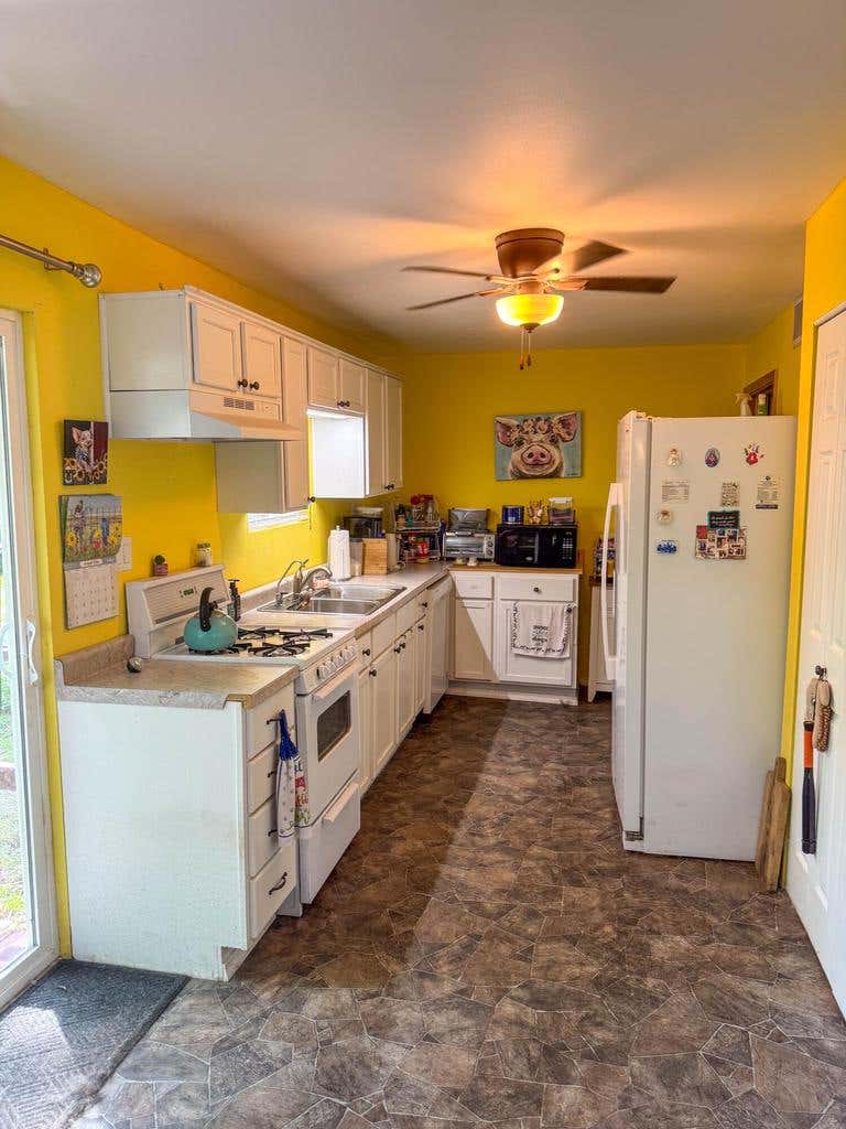 Photo of 2908 Circle DRIVE, Burlington, WI 53105 (MLS # 1976880)