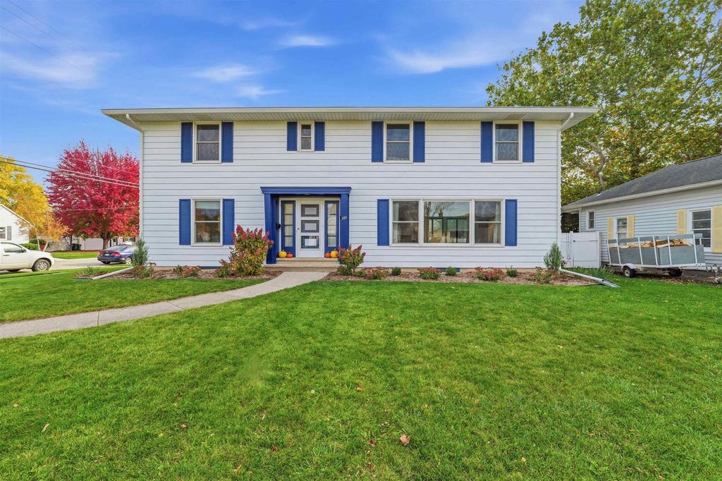 Photo of 253 Roosevelt STREET, Fond Du Lac, WI 54935 (MLS # 50334942)