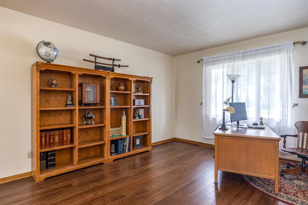 Photo of 1730 Graber STREET, Oshkosh, WI 54901 (MLS # 50321528)