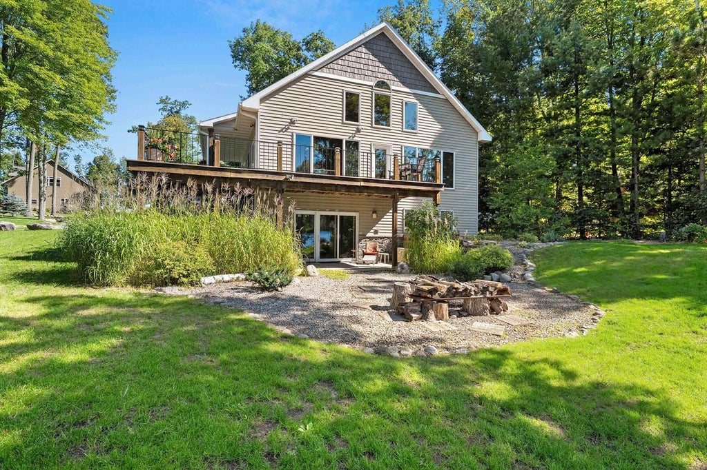 Photo of W11381 Carrie LANE, Pound, WI 54161 (MLS # 50331819)