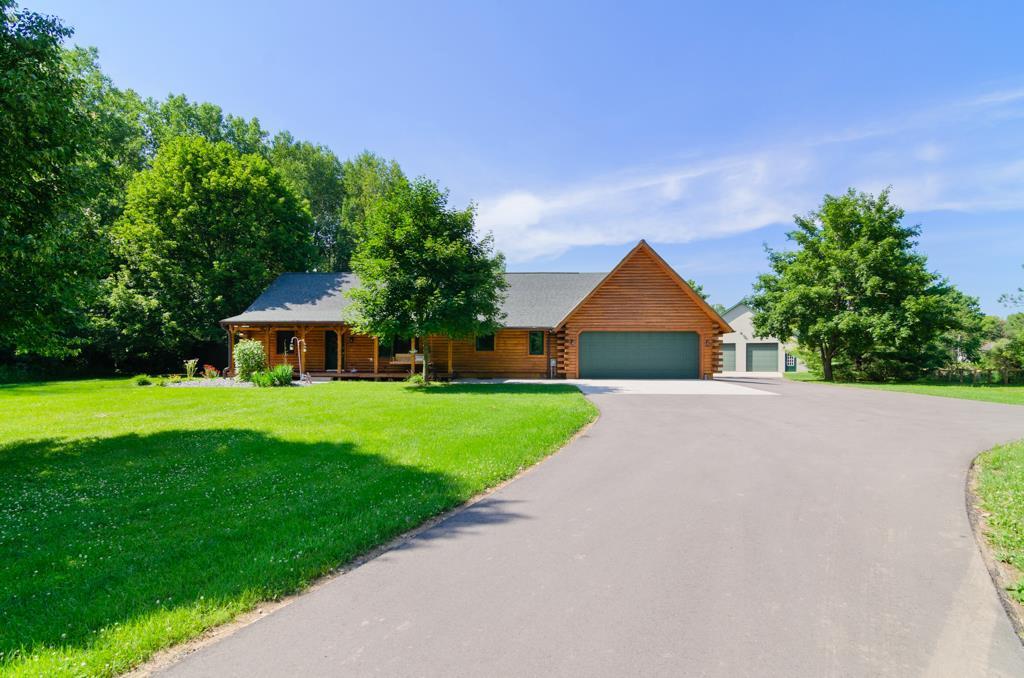 Photo of 2594 Wood LANE, Suamico, WI 54313 (MLS # 50329046)