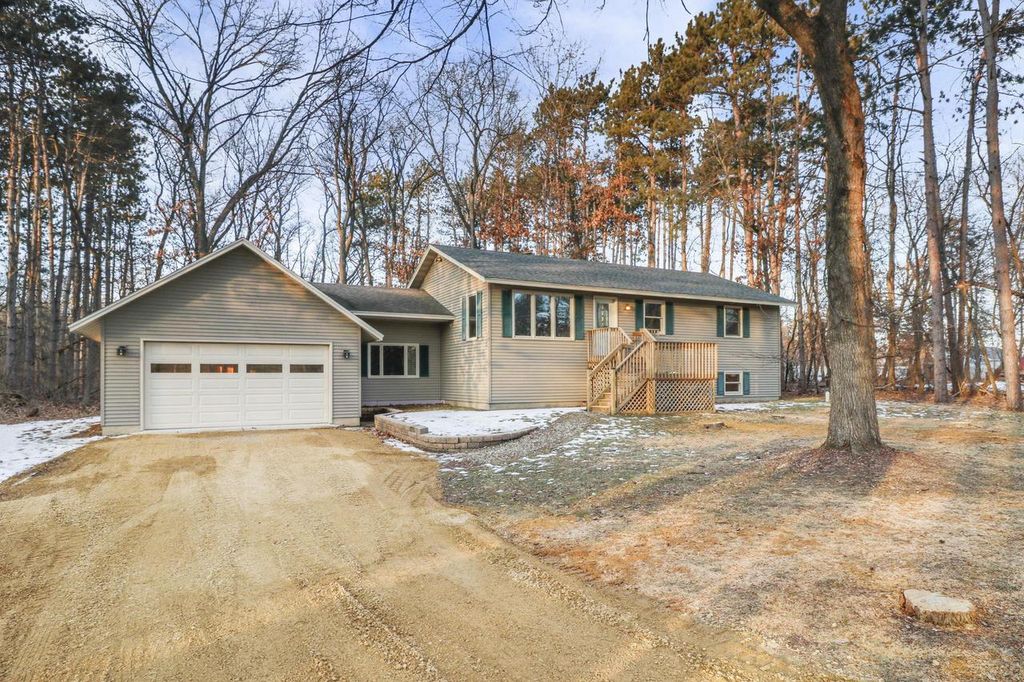 Photo of W820 Lake View CIRCLE, Brodhead, WI 53520 (MLS # 2016300)