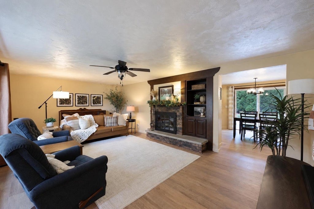 Photo of 2782 Candle LANE, Green Bay, WI 54304 (MLS # 50334403)