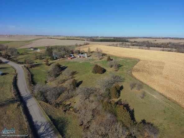 Photo of 33.5 Ac County Road W ROAD, Hazel Green, WI 53811 (MLS # 2025924)