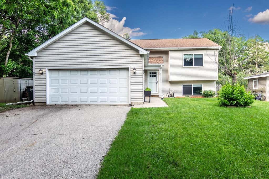 Photo of 9033 271st AVENUE, Salem, WI 53168 (MLS # 1969311)