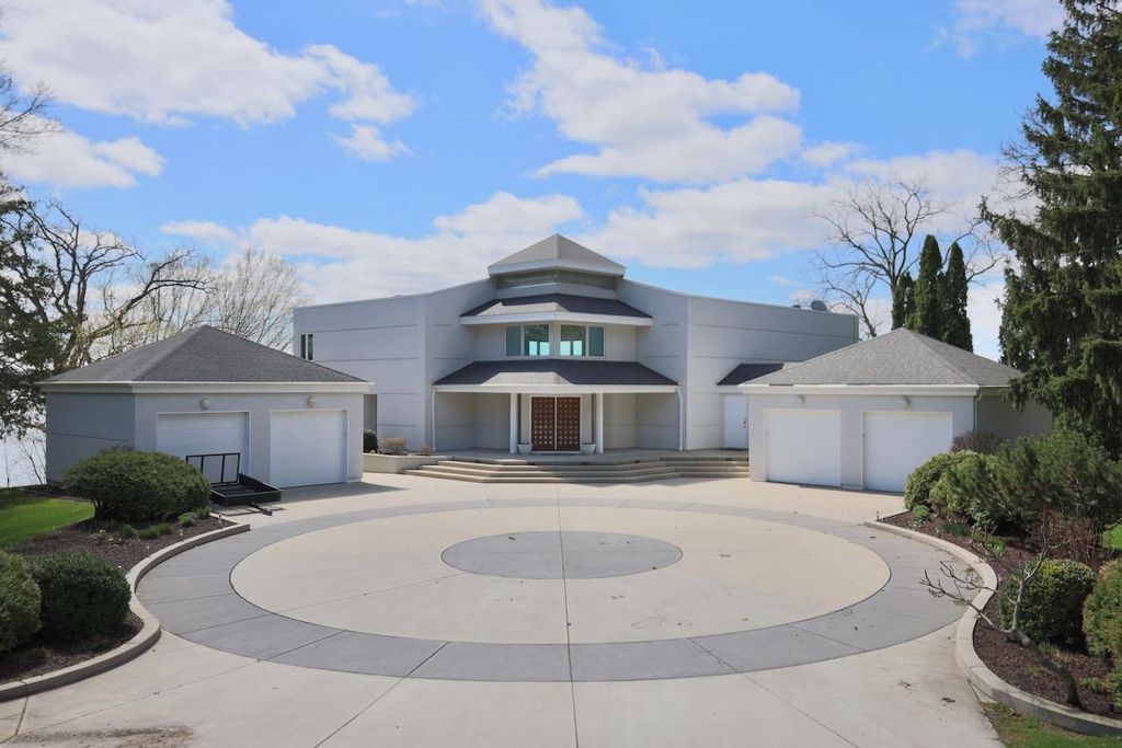 Photo of 4713 County Road M, Middleton, WI 53562 (MLS # 2021146)