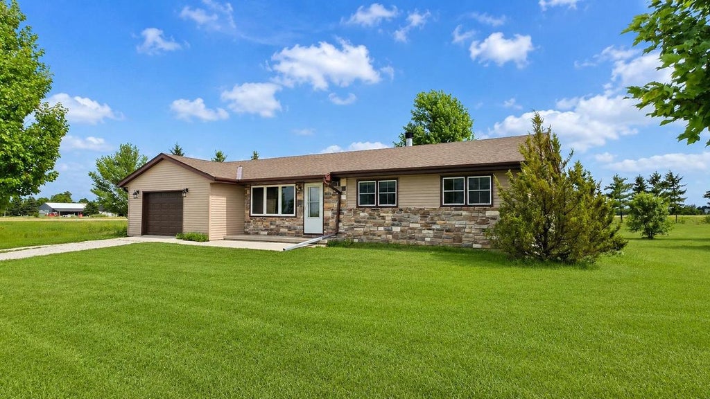 Photo of 7039 W Kiln DRIVE, Watertown, WI 53098 (MLS # 2030870)