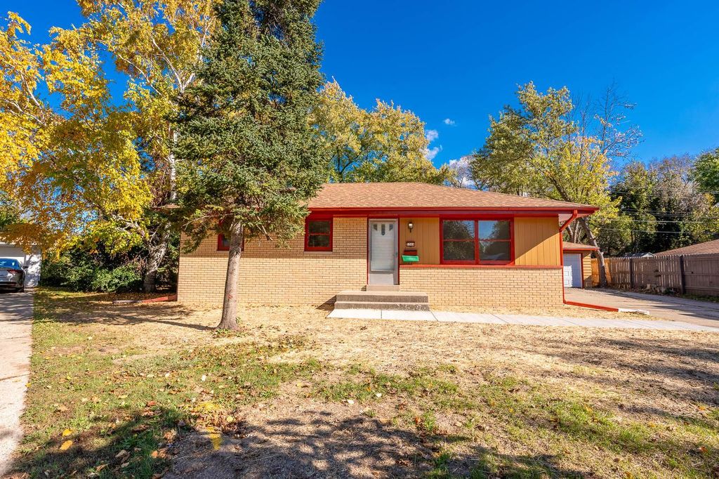 Photo of 5364 N 87th STREET, Milwaukee, WI 53225 (MLS # 1940778)