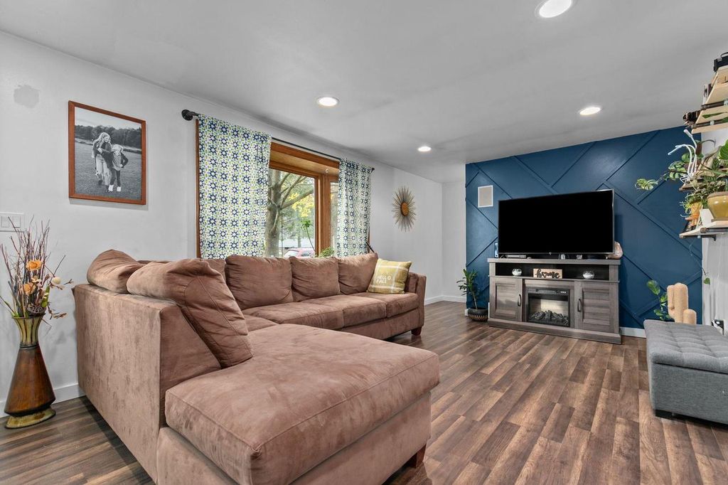 Photo of 602 North STREET, Waupaca, WI 54981 (MLS # 50317904)