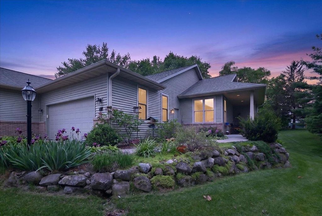 Photo of 71 Berdella COURT, Cross Plains, WI 53528 (MLS # 2024128)