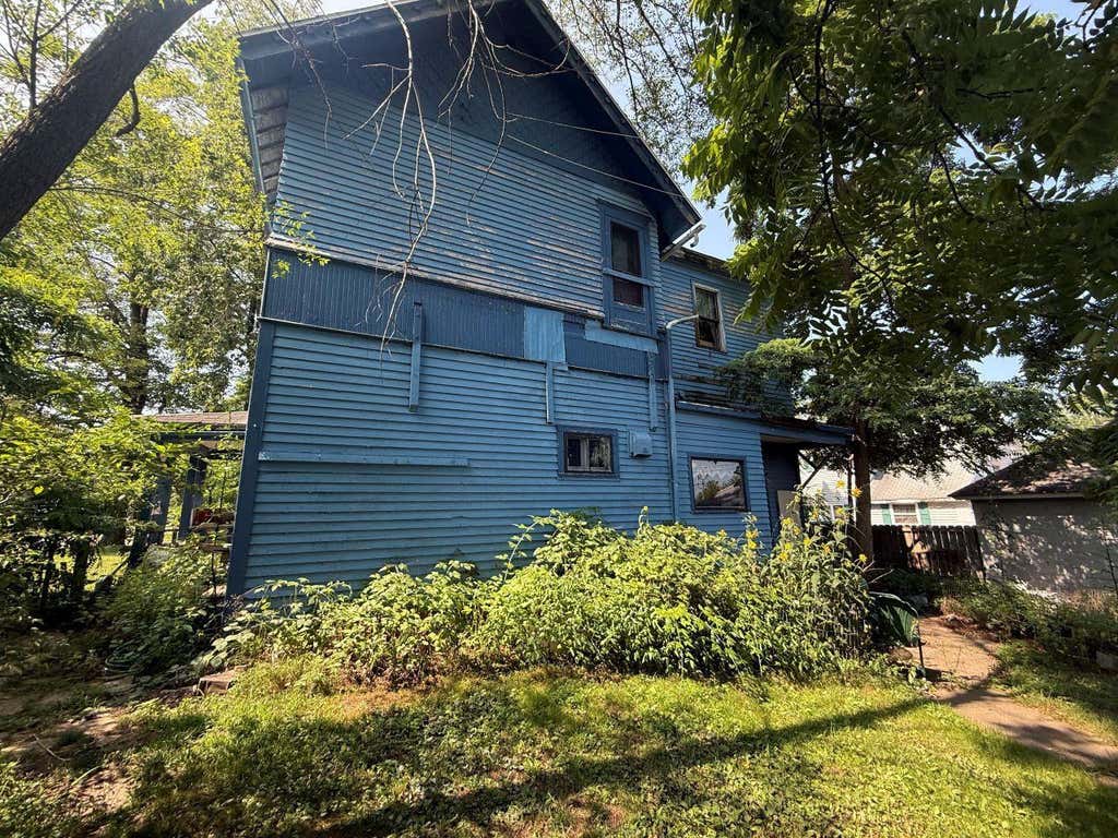 Photo of 312 E Garfield AVENUE, Marion, WI 54950 (MLS # 50330564)