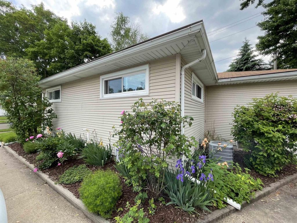 Photo of 1342 E Frances STREET, Appleton, WI 54911 (MLS # 50323570)