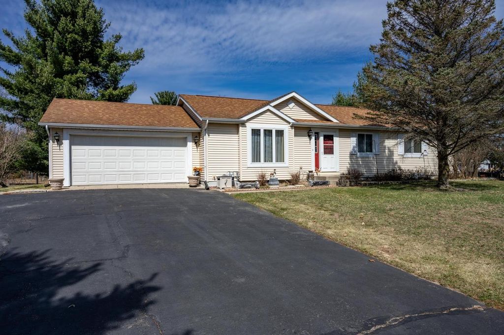 Photo of W6136 County Road A, New Lisbon, WI 53950 (MLS # 2020556)