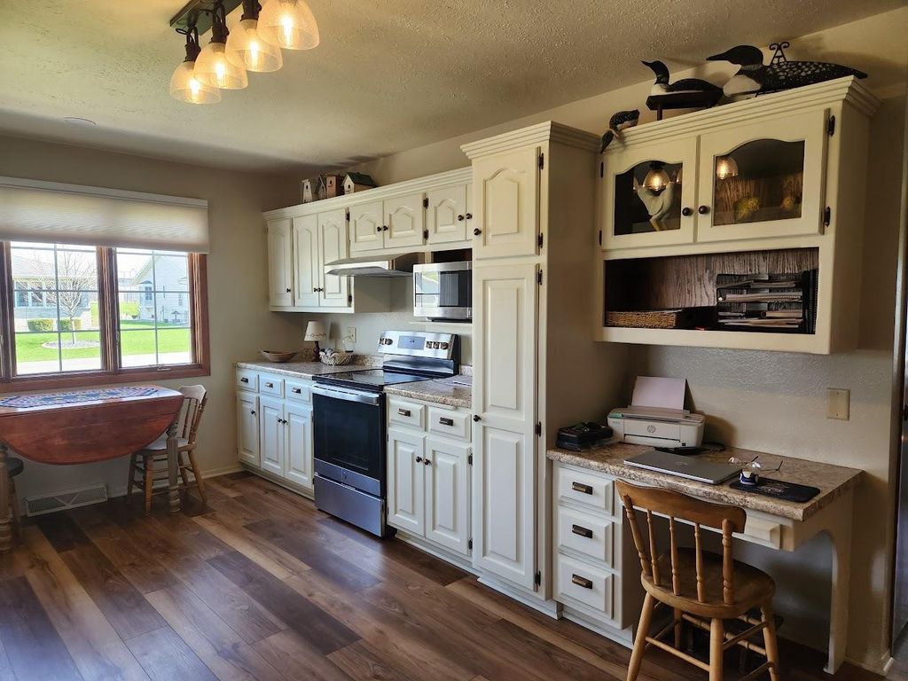 Photo of 62 Heritage COURT, Fond Du Lac, WI 54935 (MLS # 50323998)