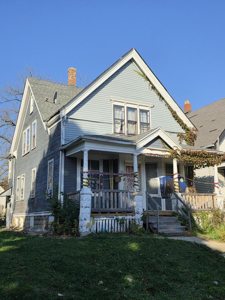 Photo of 3221 N 14th STREET, Milwaukee, WI 53206 (MLS # 1986635)