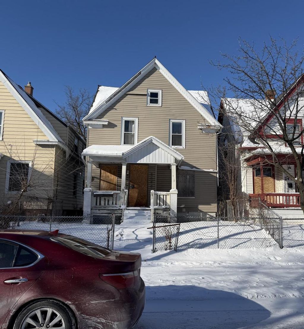 Photo of 2469 N 26th STREET, Milwaukee, WI 53206 (MLS # 1949645)