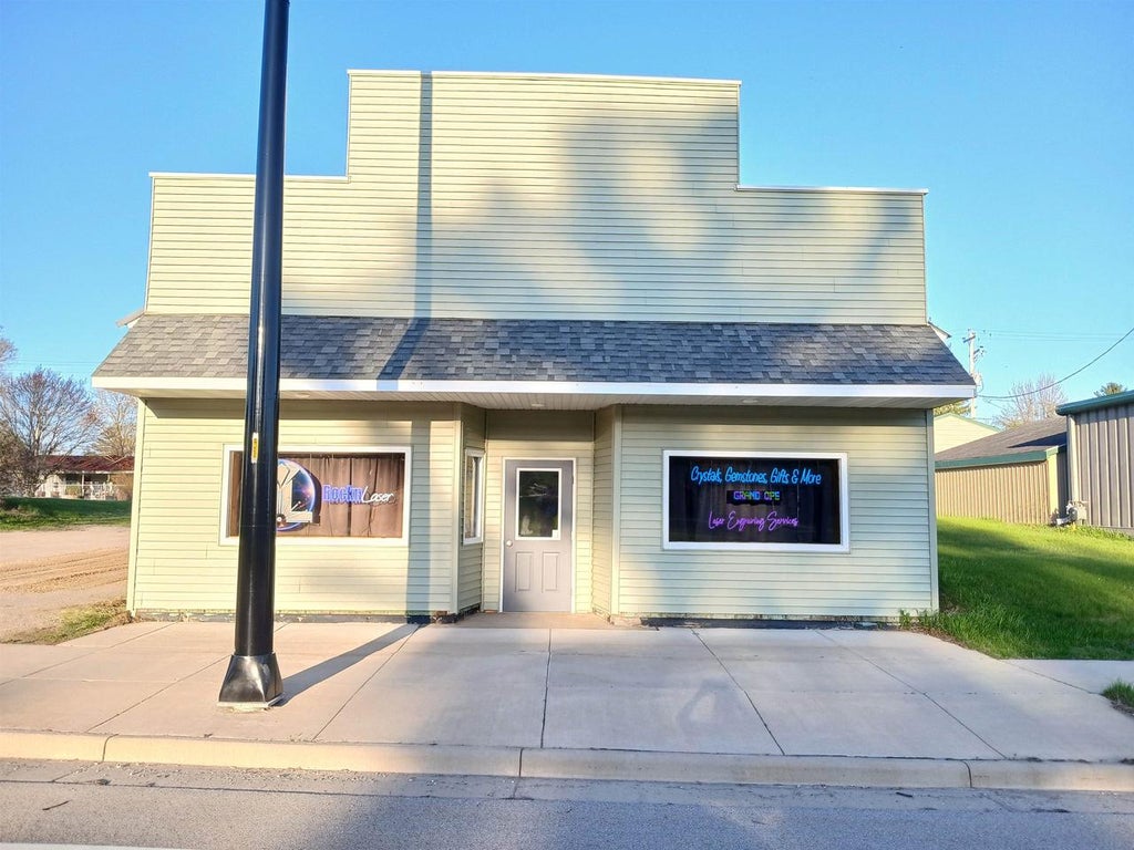 Photo of 416 Main STREET, Wausaukee, WI 54177 (MLS # 50333395)
