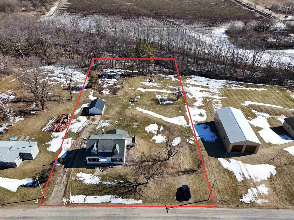 Photo of N940 Twin Grove ROAD, Juda, WI 53550 (MLS # 2016441)