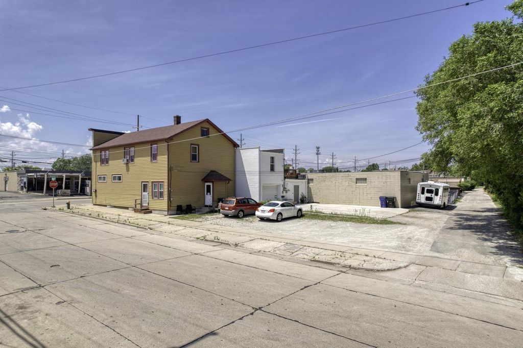 Photo of 3401 Douglas AVENUE, Racine, WI 53402 (MLS # 1967343)
