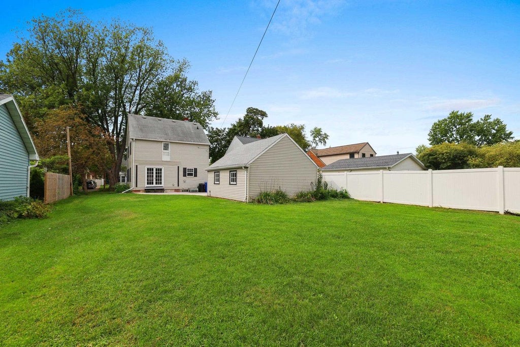 Photo of 1816 N Superior STREET, Appleton, WI 54911 (MLS # 50332756)