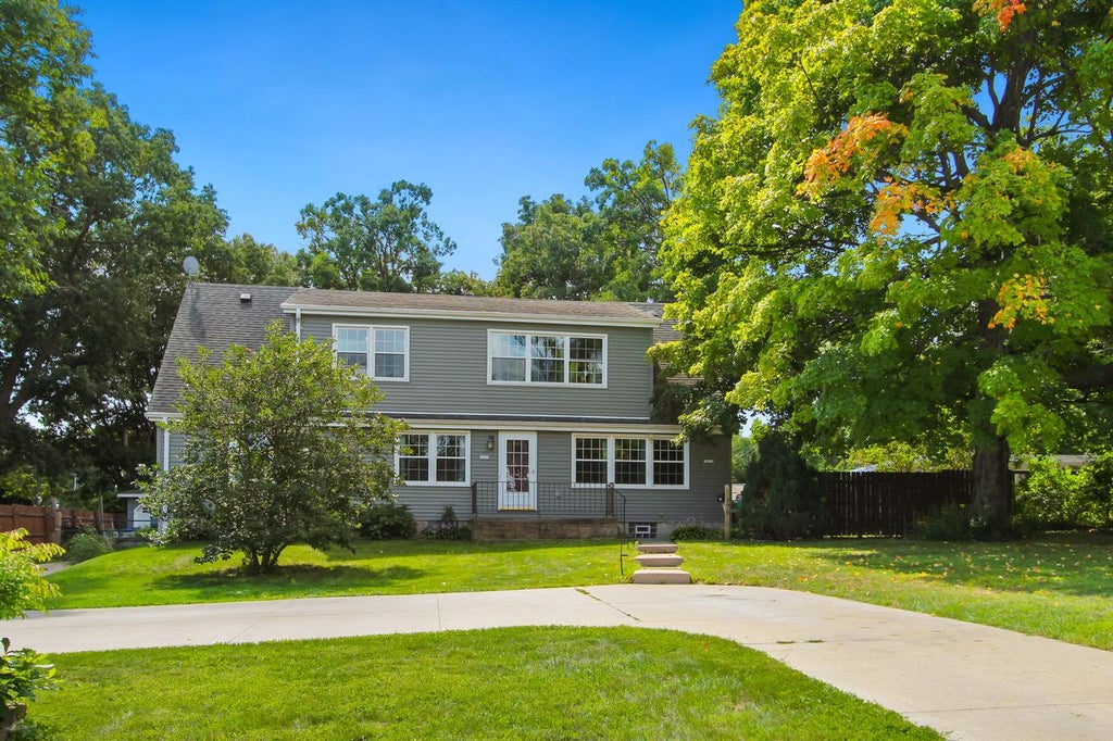 Photo of 1823 W Ramsey AVENUE, Milwaukee, WI 53221 (MLS # 1978715)
