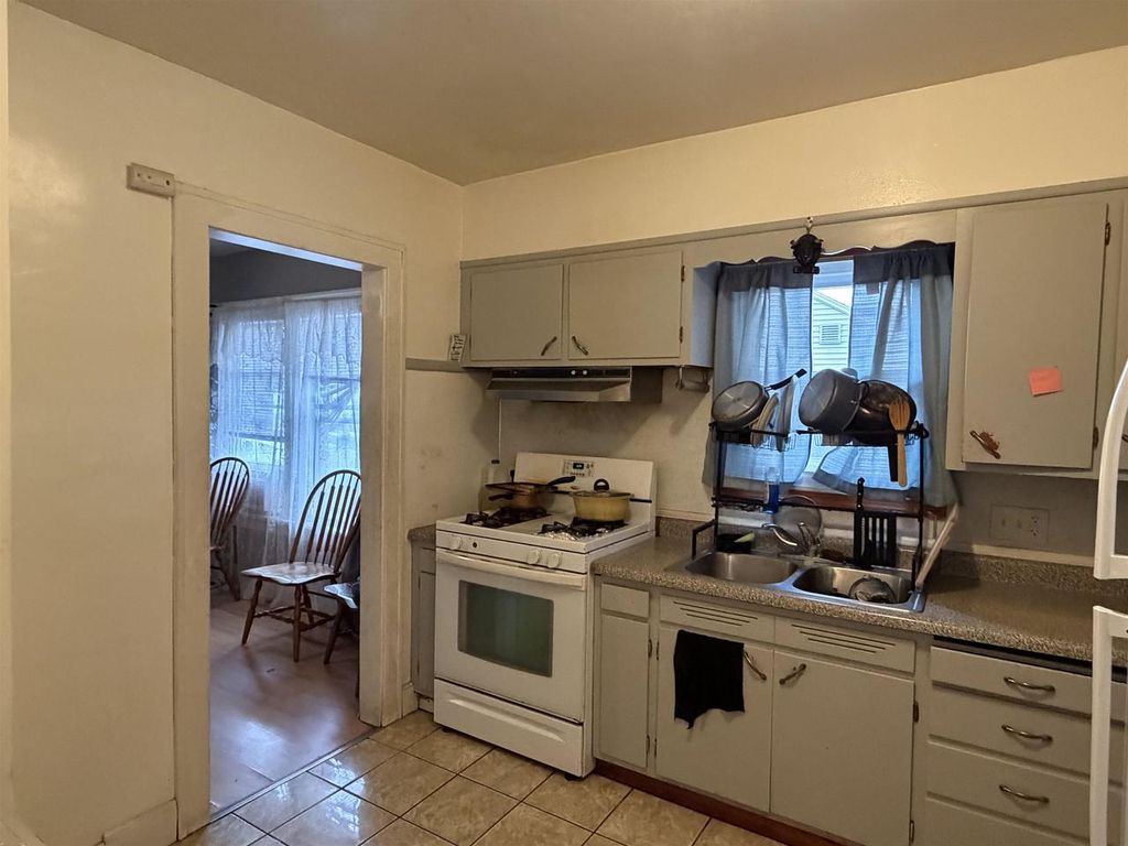 Photo of 928 Gerald AVENUE, Beloit, WI 53511 (MLS # 2022074)