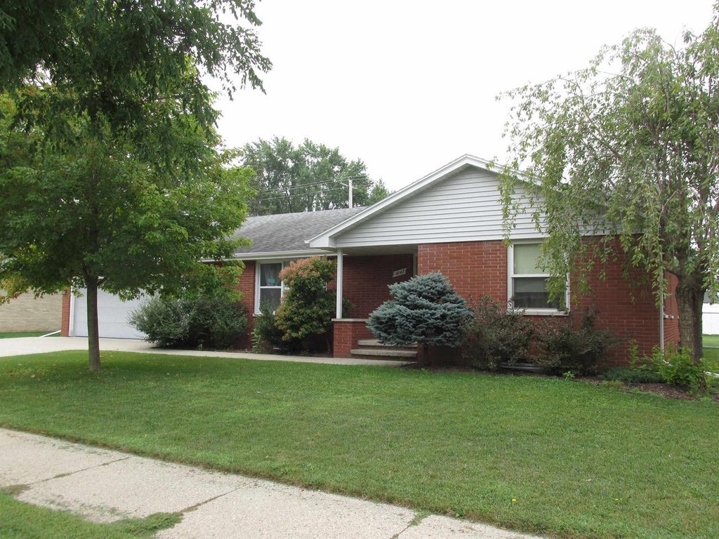 Photo of 1047 E Pershing STREET, Appleton, WI 54911 (MLS # 50331650)