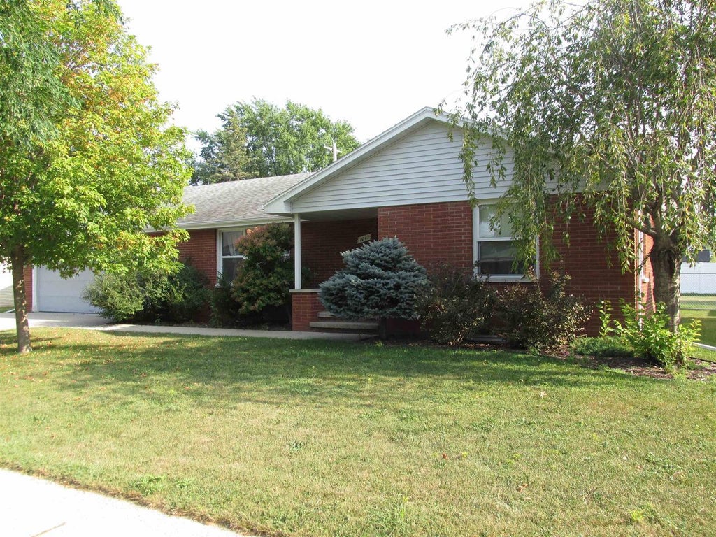 Photo of 1047 E Pershing STREET, Appleton, WI 54911 (MLS # 50331650)