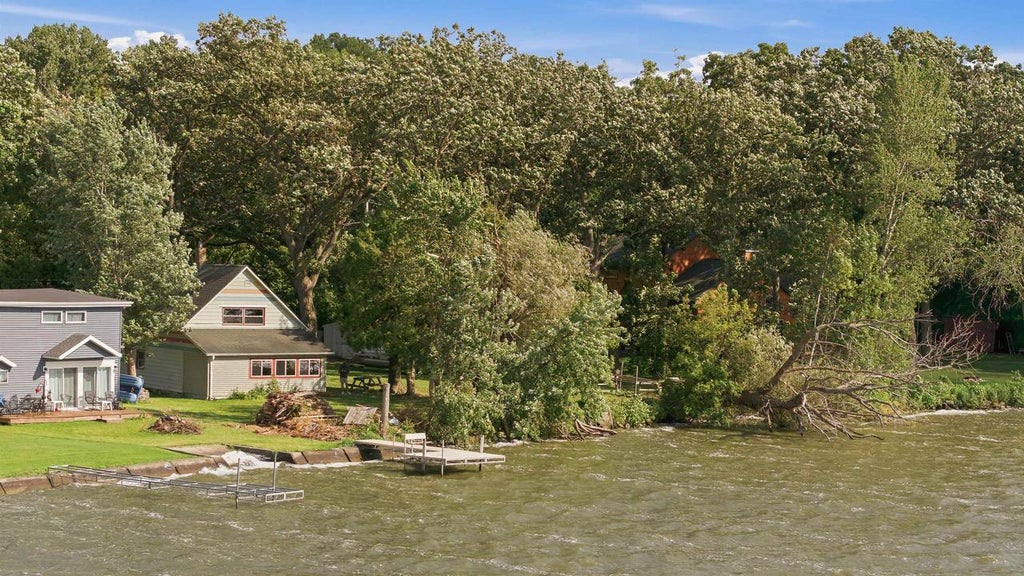Photo of N8405 Sunset BOULEVARD, Beaver Dam, WI 53916 (MLS # 2031762)