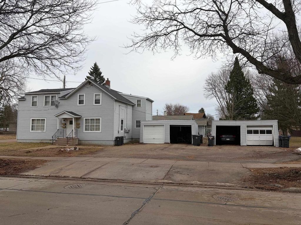 Photo of 1509 S Palmetto AVENUE, Marshfield, WI 54449 (MLS # 22600931)