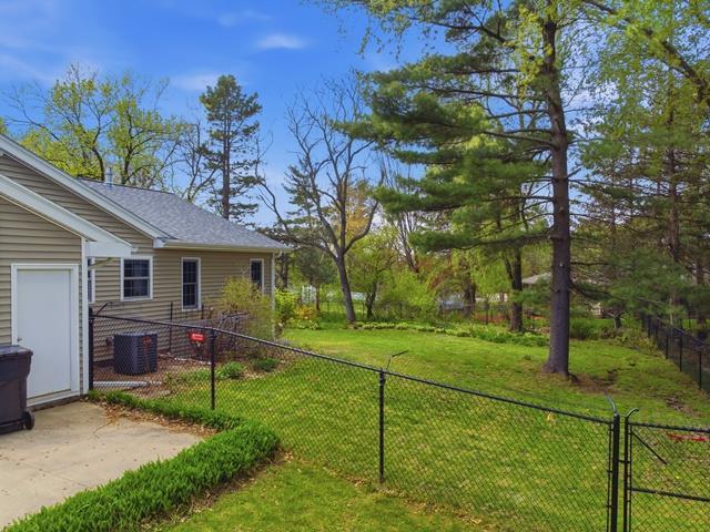 Photo of 1402 N Shawano DRIVE, Marshfield, WI 54449 (MLS # 22602060)