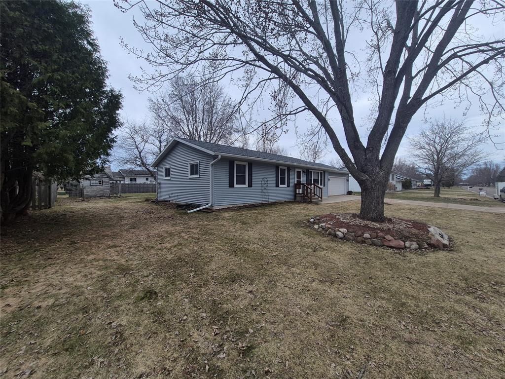 Photo of 928 Yorkshire AVENUE, Rice Lake, WI 54868 (MLS # 1600083)