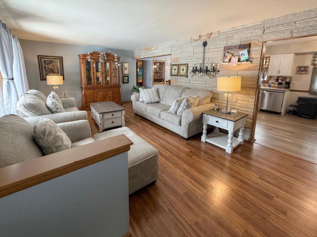 Photo of W154N10077 Moonlite DRIVE, Germantown, WI 53022 (MLS # 1945186)