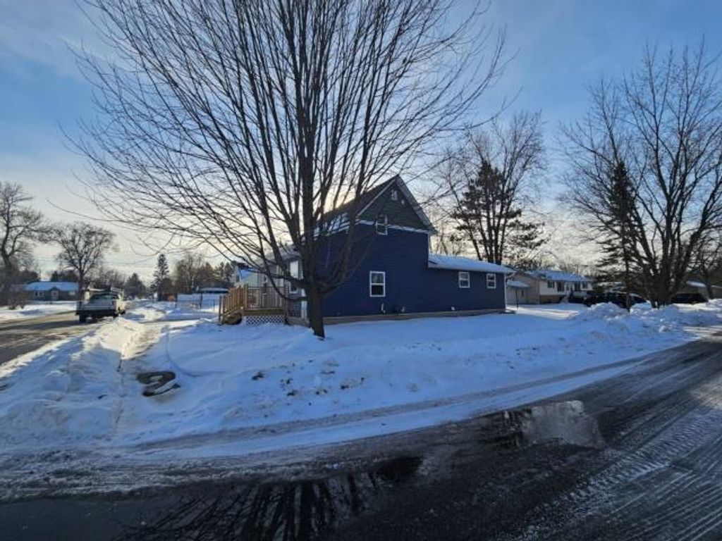 Photo of 207 N Chestnut STREET, Spencer, WI 54479 (MLS # 22505840)