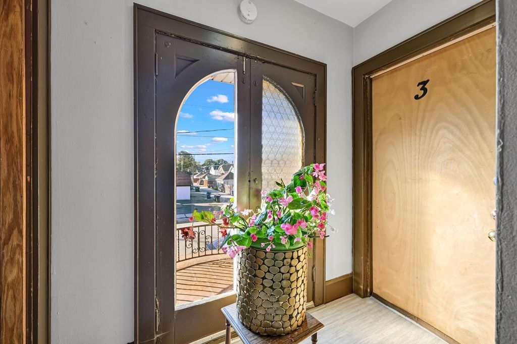 Photo of 1137 Valley DRIVE, Racine, WI 53403 (MLS # 1940960)