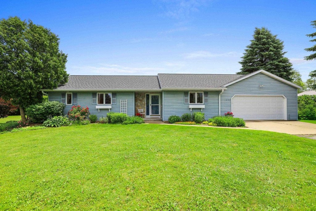 Photo of 2694 Bay Settlement ROAD, Green Bay, WI 54311 (MLS # 50334092)