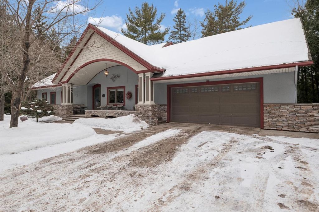 Photo of 4 Kilner Bay DRIVE, Superior, WI 54880 (MLS # 6123578)