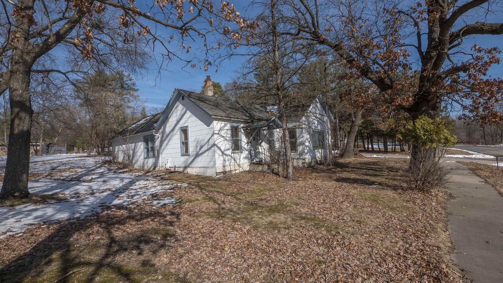 Photo of 324 E North Lake STREET, Hancock, WI 54943 (MLS # 50321759)