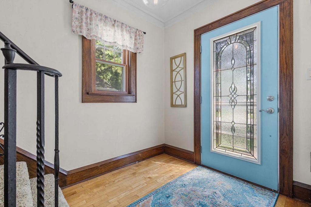 Photo of 1034 W Lorain STREET, Appleton, WI 54914 (MLS # 50329059)