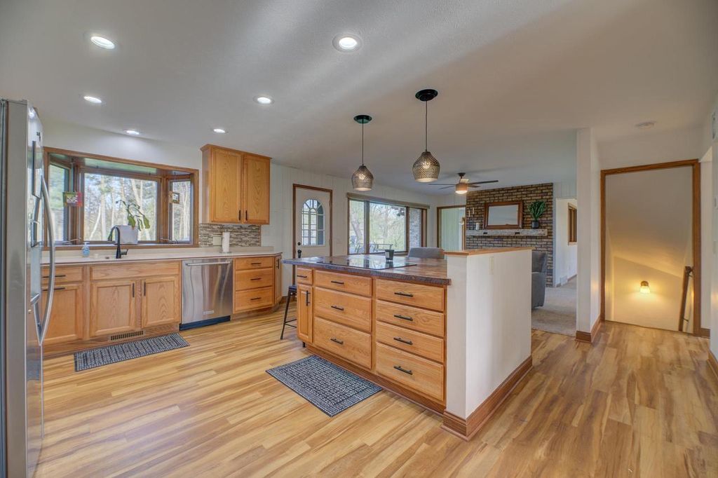 Photo of 3600 N Woodbury LANE, Janesville, WI 53545 (MLS # 2021006)