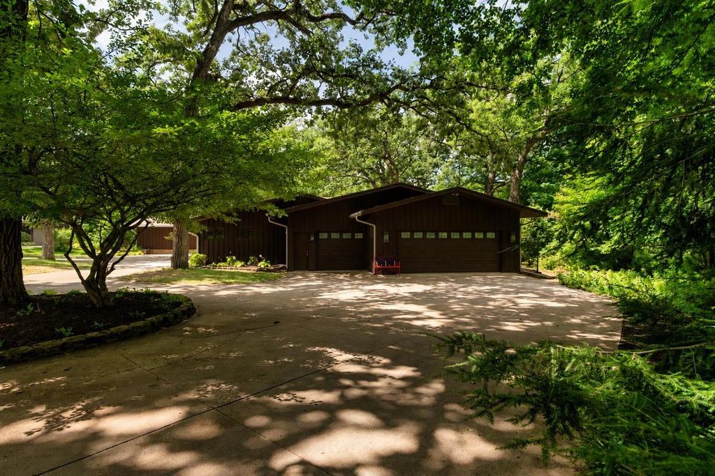 Photo of 1750 E Ridge ROAD, Beloit, WI 53511 (MLS # 2028757)