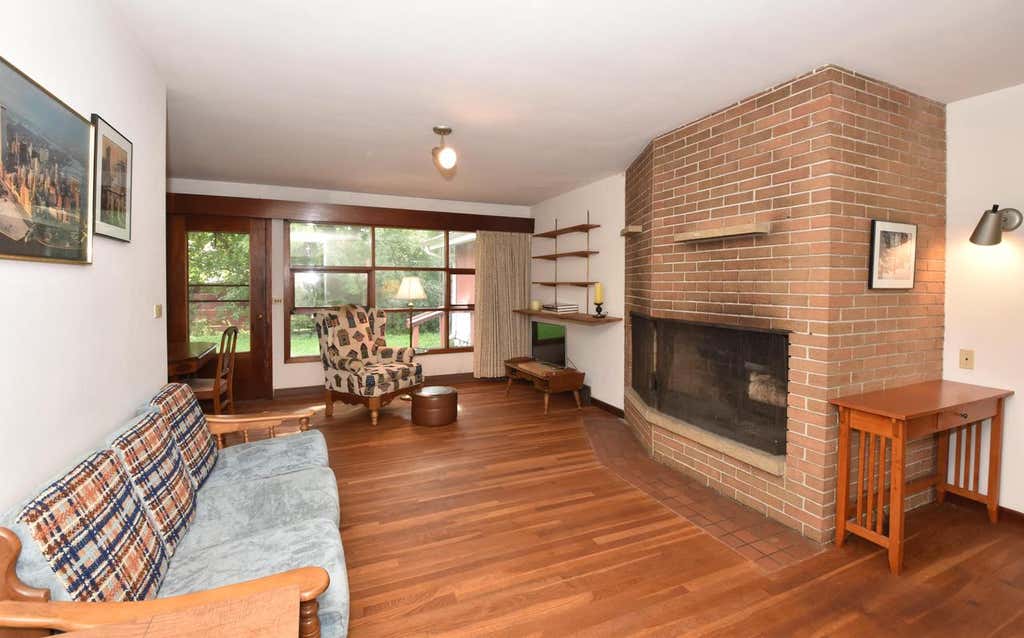 Photo of 3421 Saint Clair STREET, Racine, WI 53402 (MLS # 1977383)