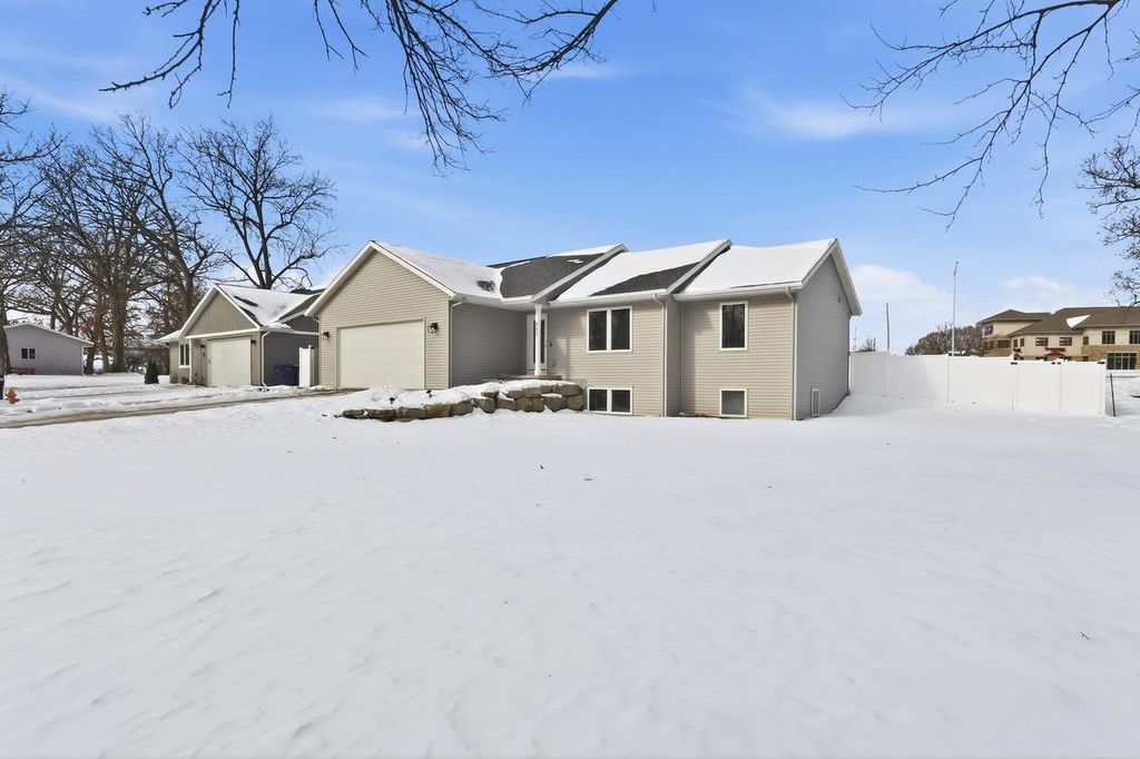 Photo of 4252 Fox Hills COURT, Janesville, WI 53546 (MLS # 2015853)