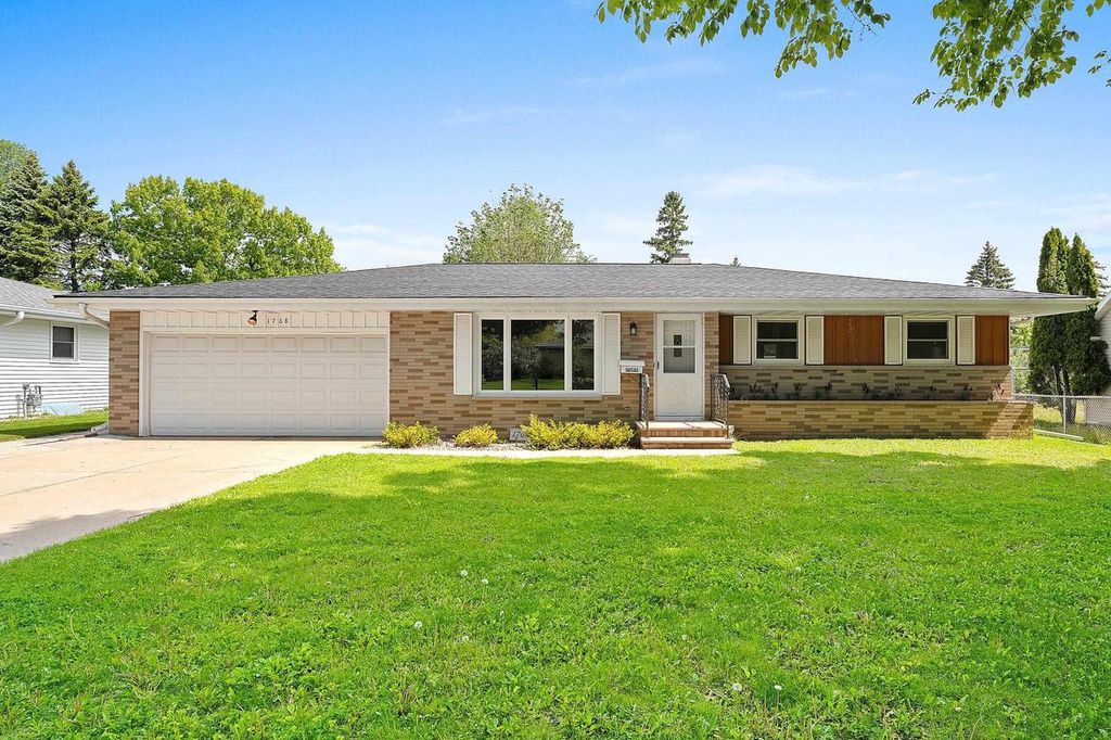 Photo of 1768 Nancy AVENUE, Green Bay, WI 54303 (MLS # 50326272)