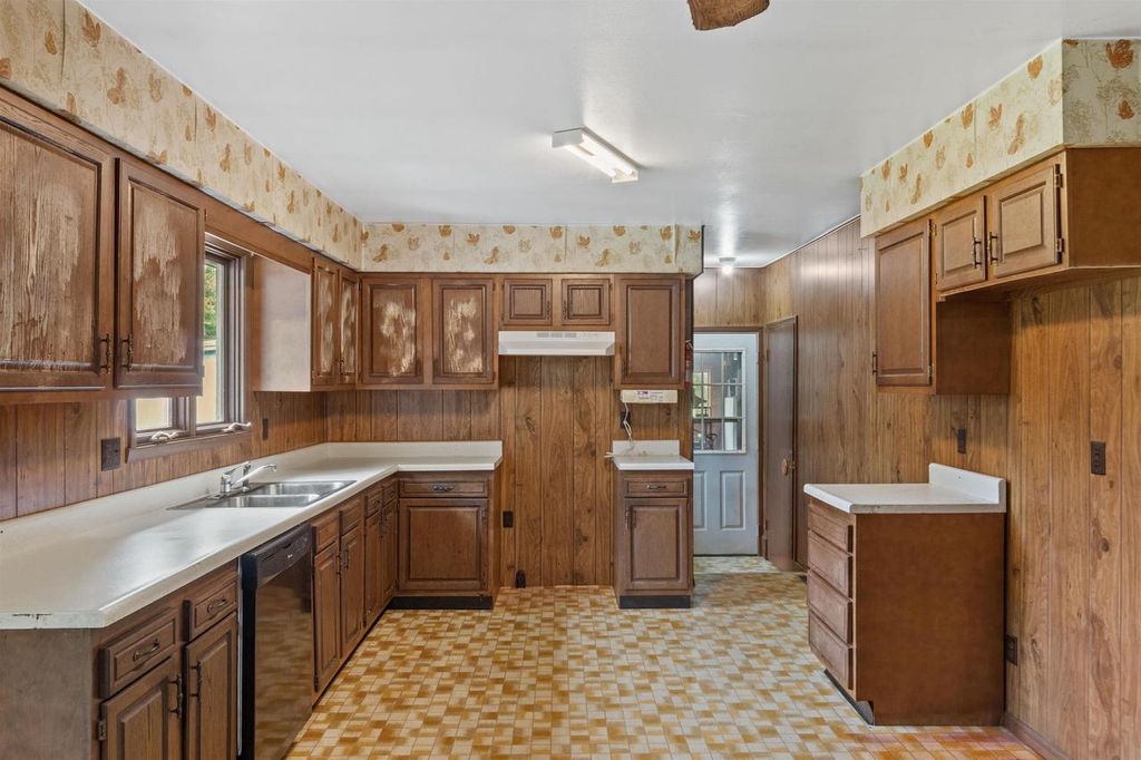 Photo of 8130 52nd Street South ST, Wisconsin Rapids, WI 54494 (MLS # 22602389)