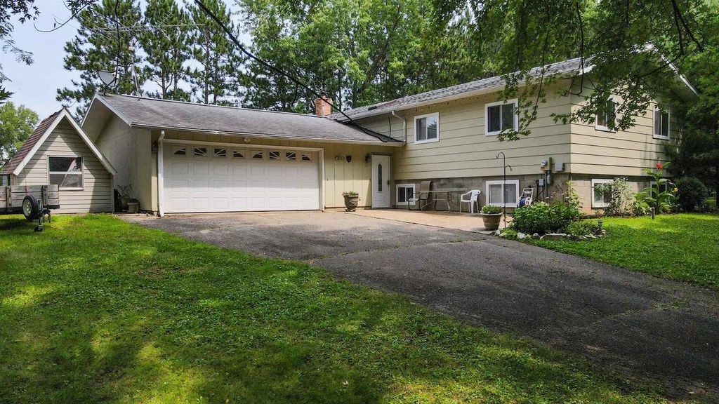 Photo of W6360 Tamarack COURT, Neshkoro, WI 54960 (MLS # 22505431)