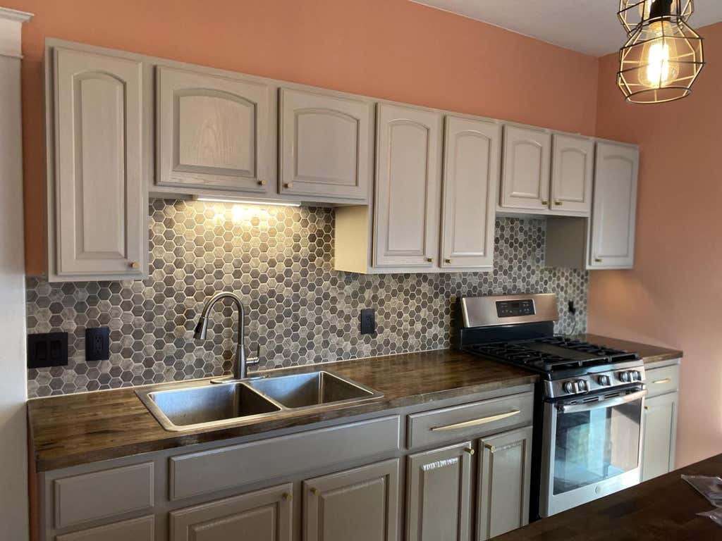 Photo of 319 Lincoln AVENUE, Wausau, WI 54403 (MLS # 22603131)