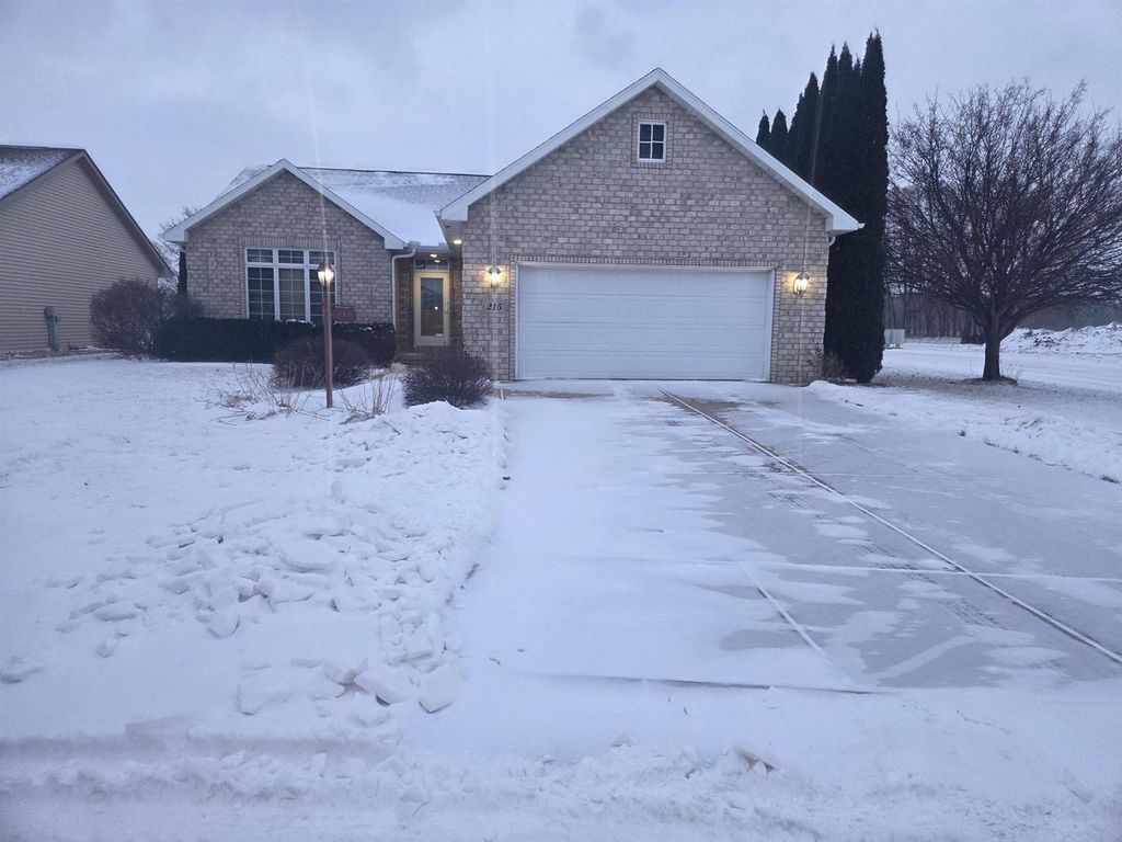 Photo of 215 Theunis DRIVE, Wrightstown, WI 54180 (MLS # 50320359)
